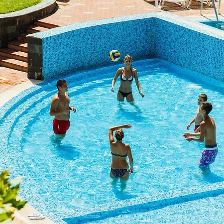 Aparthotel Belvedere Club 4*