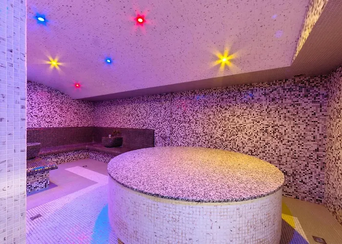 Belvedere Club Апарт-готель 4*