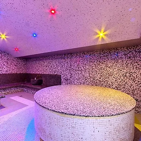 Belvedere Club