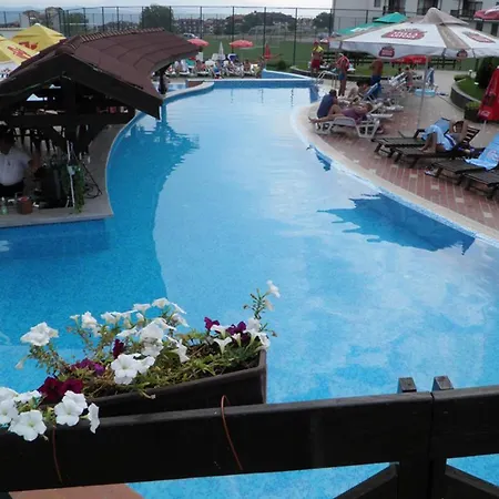 Belvedere Club